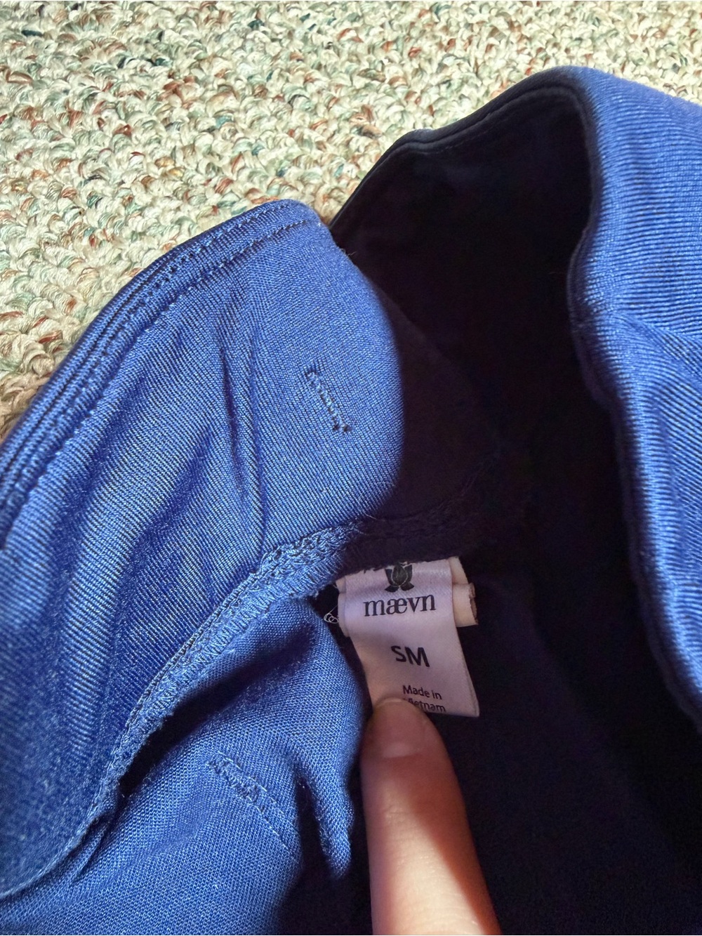 HUGE FIGS SCRUB LOT & MORE WOMENS !! - Picture 15 of 15